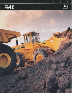 Încărcătoare pe roți John Deere Construction 744 E