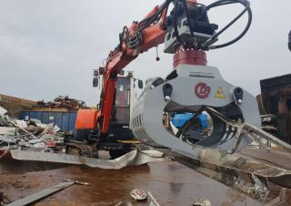 Atașamente Apucătoare de demolare Demarec DRG-9-DN