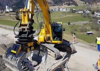 Atașamente Apucătoare de demolare MB Crusher MB-G1200 S4
