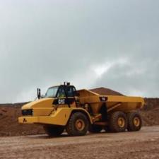 Autobasculante articulate Caterpillar 735B