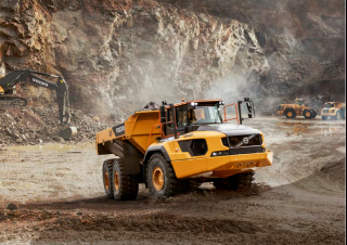 Autobasculante articulate Volvo A60H 