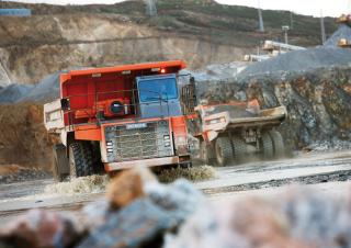 Basculante rigide Hitachi EH 1100-3
