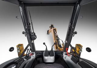 Buldoexcavatoare Case 570TS