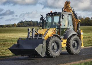 Buldoexcavatoare New Holland B115C
