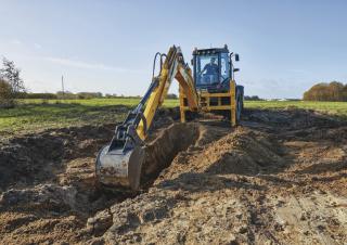 Buldoexcavatoare New Holland B115C