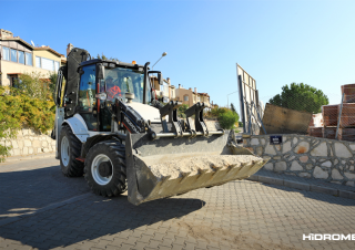 Buldoexcavatoare Hidromek HMK 102 B Alpha