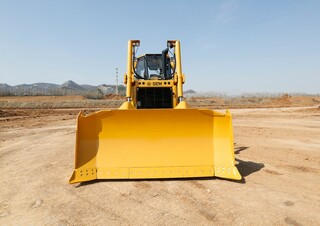 Buldozere pe șenile SEM 816D CH