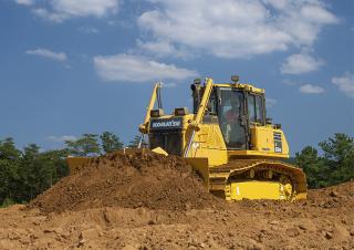 Buldozere pe șenile Komatsu D65PX-18E0