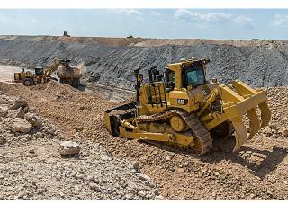 Buldozere pe șenile Caterpillar D9T