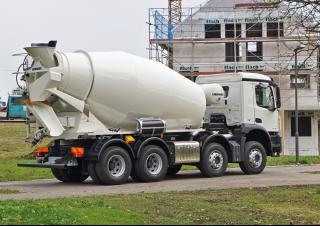 Camioane malaxor Liebherr HTM 905 F
