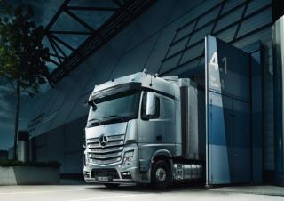 Camioane Capete tractor Mercedes-Benz Actros 3340 LS 6x4