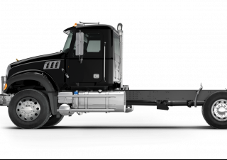 Camioane Capete tractor Mack Granite Day Cab MP7 6x2
