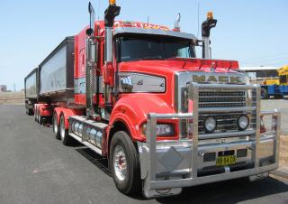 Camioane Capete tractor Mack Super-Liner FUSION CAB ECE29 ISX 525 6x4