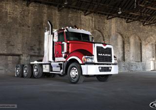 Camioane Capete tractor Mack TITAN Day Cab MP10 8x4