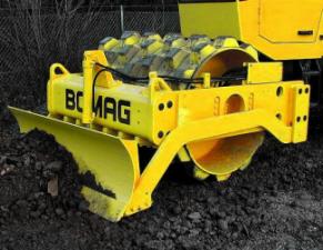 Cilindri Cilindri compactori cu un singur tambur Bomag BW 145 PDH-4