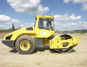 Cilindri Cilindri compactori cu un singur tambur Bomag BW 213 DH-4 BVC