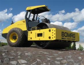 Cilindri Cilindri compactori cu un singur tambur Bomag BW 216 D-40