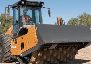 Cilindri Cilindri compactori cu un singur tambur Case SV211E