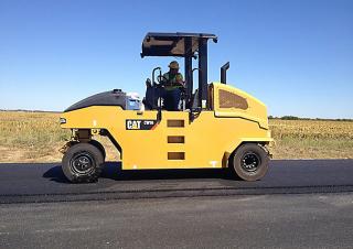 Cilindri Cilindri compactori pe pneuri Caterpillar CW16