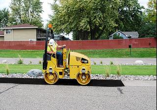 Cilindri Cilindri vibratori în tandem Caterpillar CB1.8