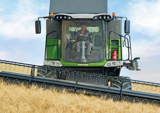 Combine agricole Fendt 5275 C