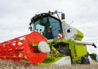Combine agricole Claas Avero 160