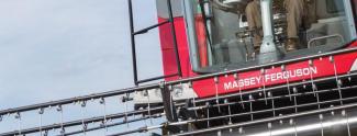 Combine agricole Massey Ferguson Centora 7382