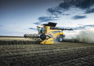 Combine agricole New Holland CR8.90 12.5