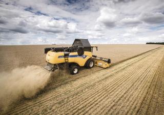 Combine agricole New Holland CX6.80