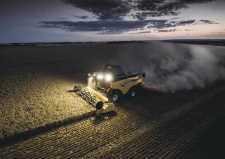 Combine agricole New Holland CX6.80