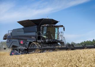 Combine agricole Massey Ferguson Ideal 9 T