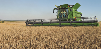 Combine agricole John Deere S 690 HM