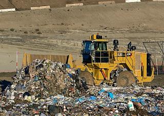 Compactoare de deșeuri Caterpillar 836K