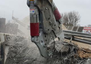 Atașamente Concasoare de beton Demarec DCC-65