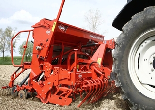 Cultivatoare Kuhn CD 300 3R