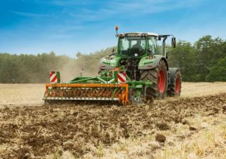 Cultivatoare Amazone Cenius 3003 Special