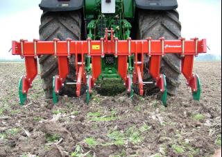 Cultivatoare Kverneland CLI 840