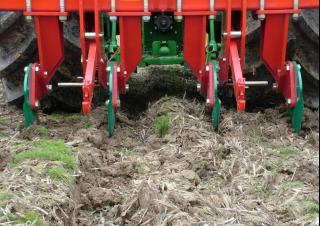 Cultivatoare Kverneland CLI 840