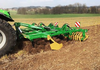 Cultivatoare Kerner Corona C 450