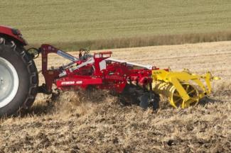 Cultivatoare Pöttinger Synkro 4020 K