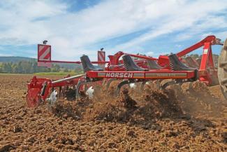 Cultivatoare Horsch Terrano 4 FX