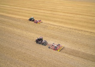 Cultivatoare Pöttinger Terria 5040