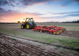 Cultivatoare Väderstad TopDown 600