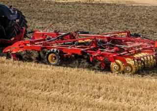 Cultivatoare Väderstad TopDown 600