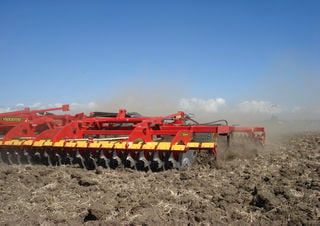 Cultivatoare Väderstad TopDown 700