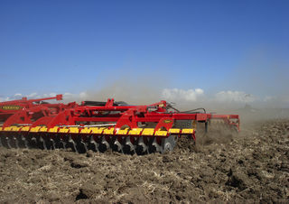 Cultivatoare Väderstad TopDown 700