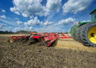Cultivatoare Väderstad TopDown 900