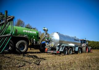 Tehnologii pentru dejecții și gunoi de grajd Decantoare de nămol Joskin TETRALINER 21000 T