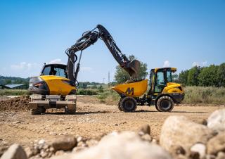 Dumpere pe Roți Mecalac 6MDX