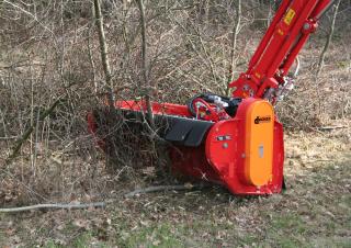 Echipamente de mentenanță pentru sezonul cald/vară Echipamente de cosit în pantă Dücker DUA 700 GMK 12